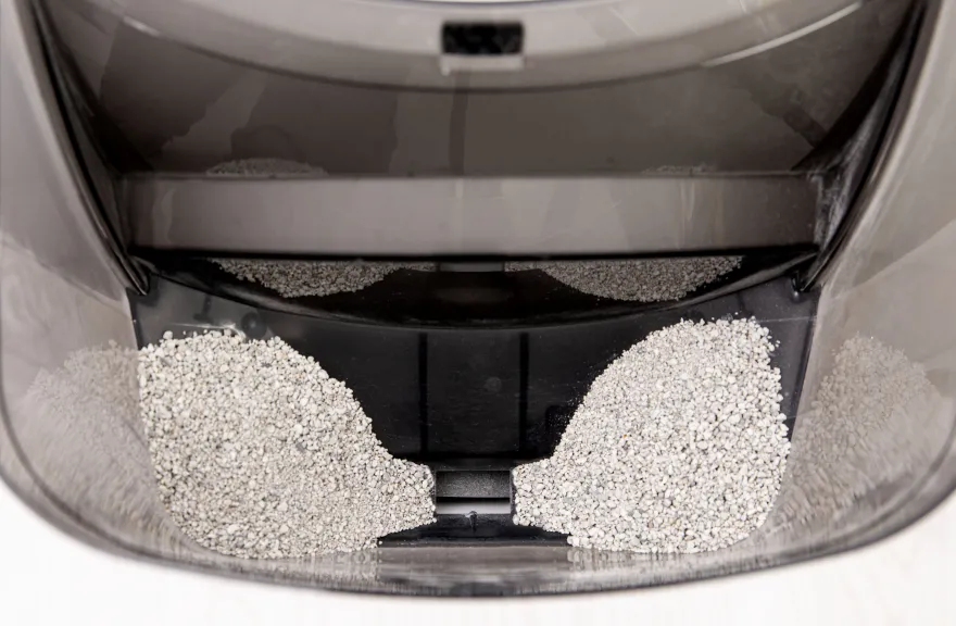 LitterHopper Kattesanddispenser for Litter-Robot 4, svart